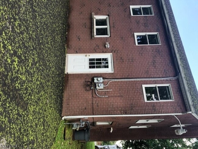 Building Photo - 157 NJ-31 Unit 2 Rental