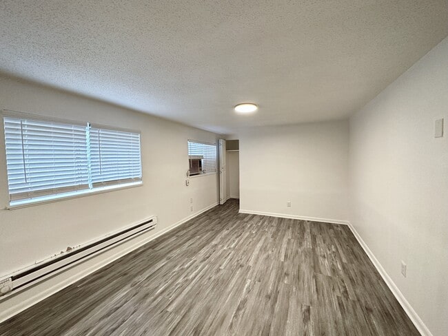 Photo - Suntree Apartments