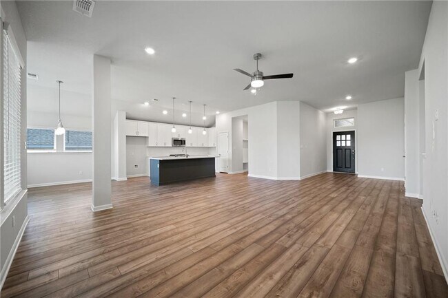 Photo - 136 Osceola Dr