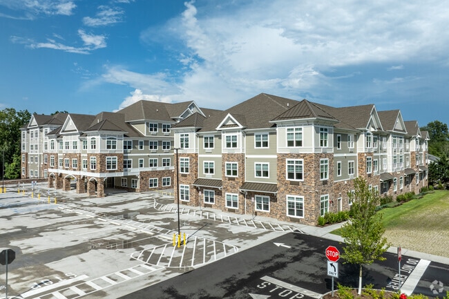 Building Photo - Meridia Upper Main Rental