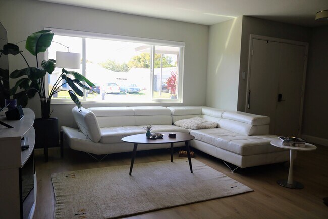 Photo - 5417 Ferrol Dr