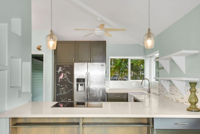 Photo - 73-4338 Koikoi St Unit Main House