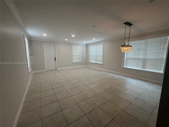 Photo - 17145 SW 92nd St