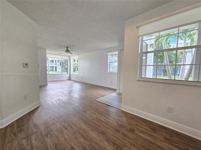 Photo - 2890 N Oakland Forest Dr Unit 102
