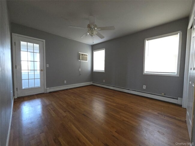 Photo - 657 N Delaware Ave