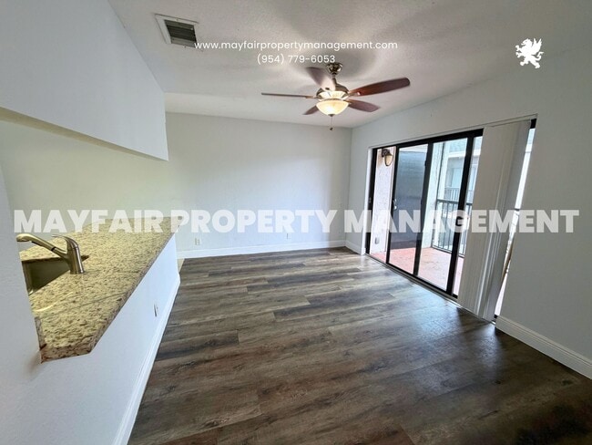 Photo - 4425 Treehouse Ln