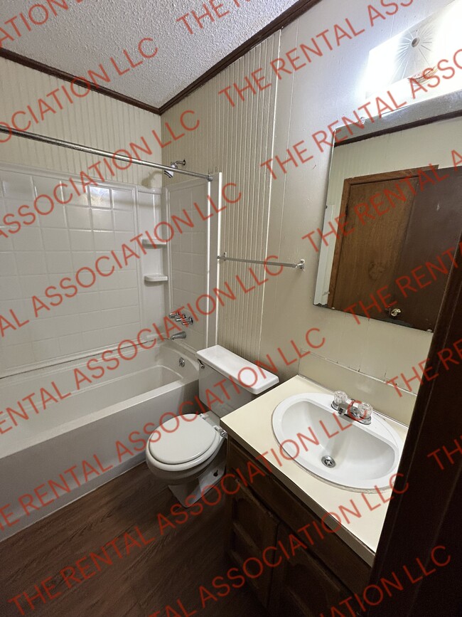 Photo - 203 Westridge Dr
