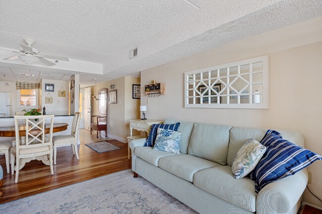 Photo - 700 First Ave