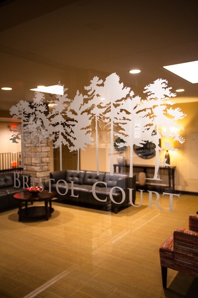 Photo - 2400 Archbury Ln