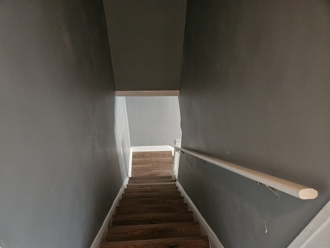 Photo - 3326 Kenyon Ave