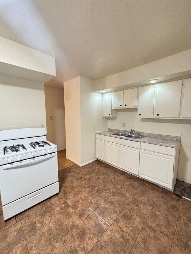 Photo - 1301 W Eureka St