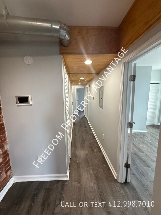 Photo - 7301 Hamilton Ave Unit 6