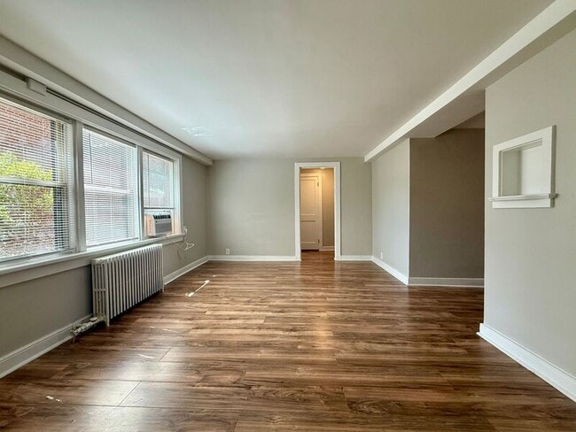 Photo - 1400 Kenmore Ave Unidad E1