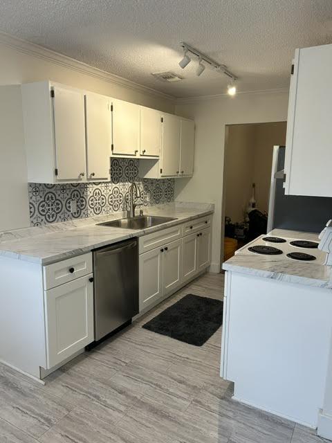 Photo - 513 E Gordon St