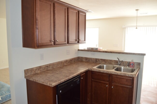 Photo - 117 Quail Springs Rd