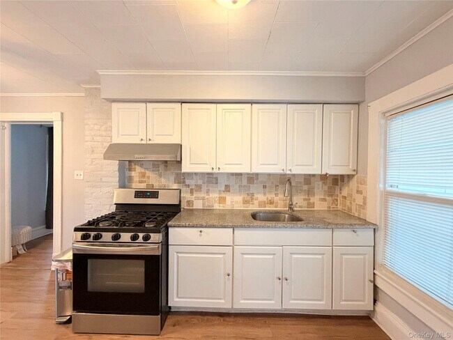 Photo - 36 Wallkill Ave