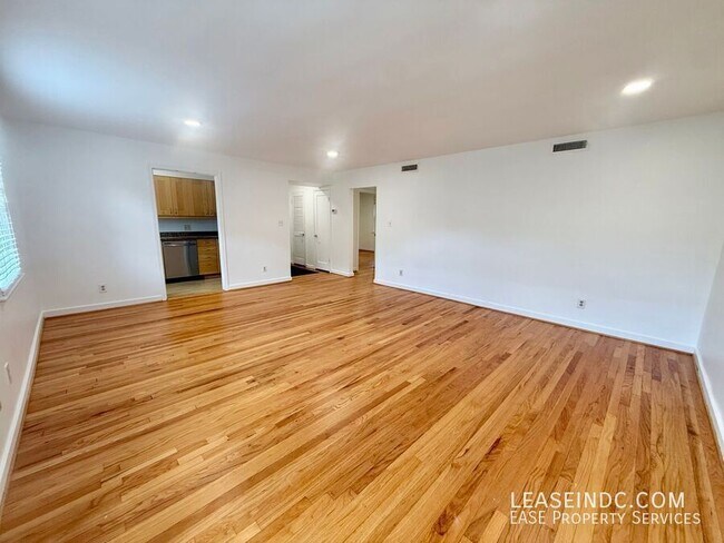 Photo - 8203 Grubb Rd Unidad #G-202