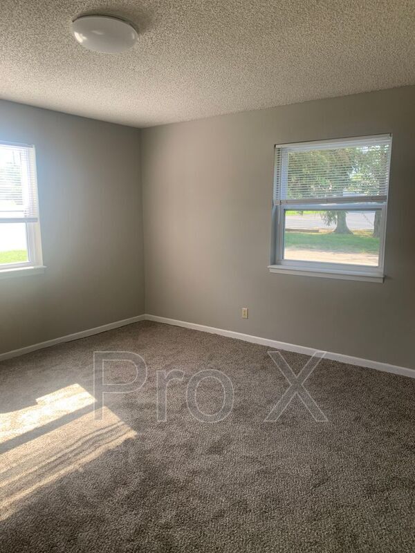 Photo - 2037 S River St Unit #1 2037 River St