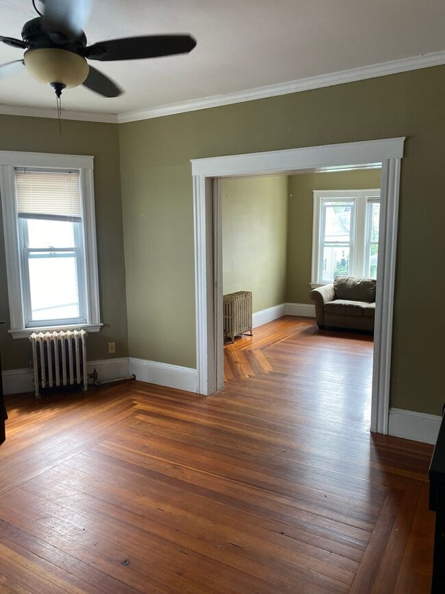 20-22 Greenleaf Avenue
