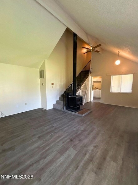 Photo - 1664 Manchester Way