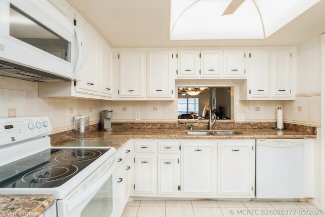 Photo - 250 John F Kennedy Dr Unit 408