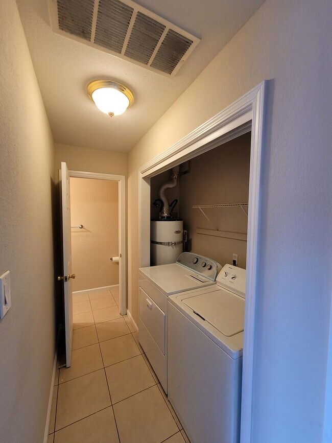 Photo - 2608 Nevada Ln