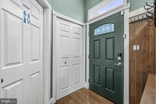 Photo - 104 Barksdale Pl