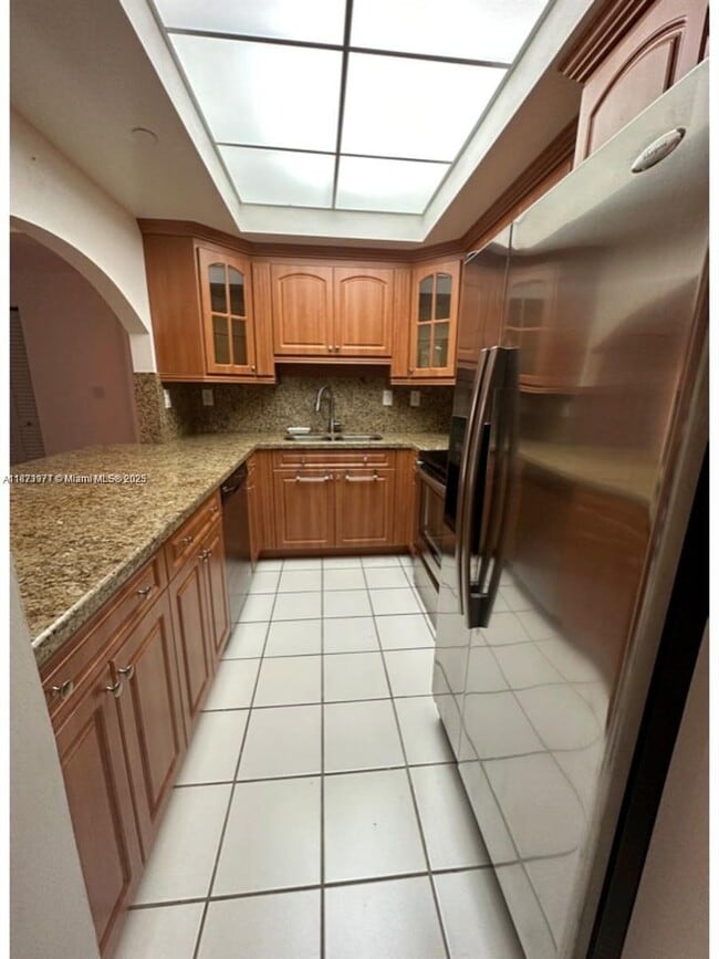Building Photo - 9725 NW 52nd St Rental