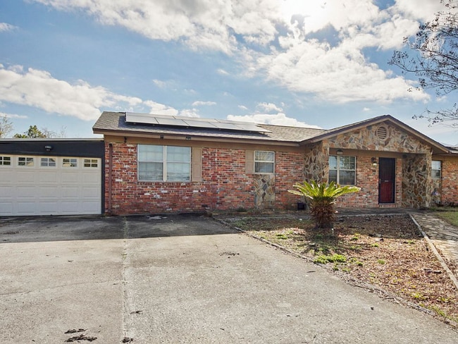Photo - 106 Moody Dr
