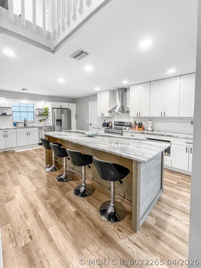 Photo - 12989 Meadowbreeze Dr