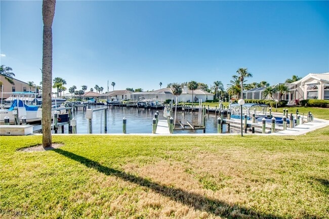 Building Photo - 15493 Admiralty Cir Unit 10