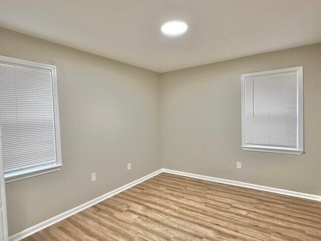 Photo - 3756 Vanderwood Dr