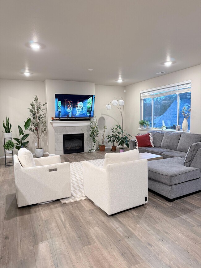 Photo - 7929 39th Pl NE