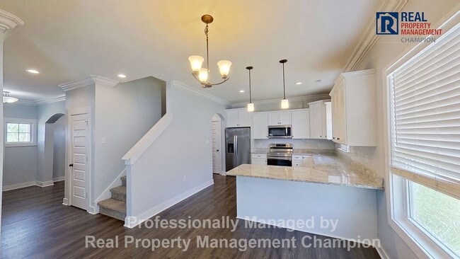 Photo - Spacious 3 BD/2.5 BA + Bonus Room | Community Boat Ramp & Dock Access