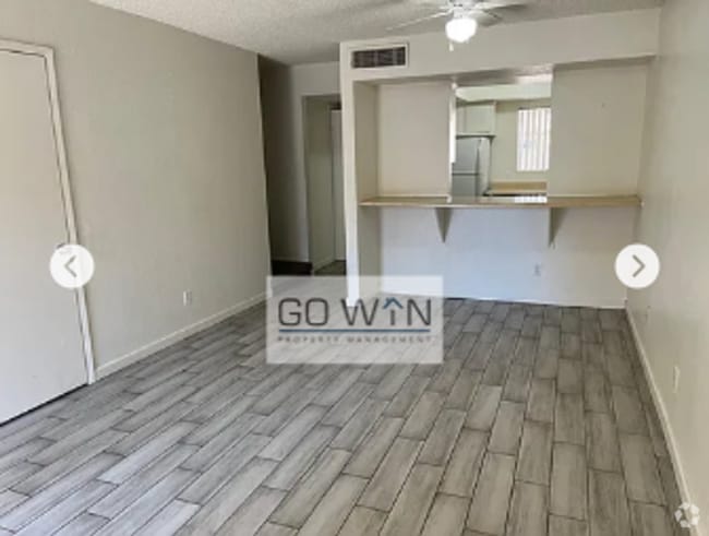 Building Photo - 2801 E Marconi Ave Unit 103 Rental