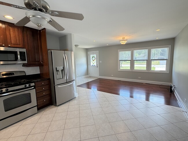 Photo - 2204 Campbell St