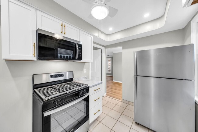 Photo - 1386 Eastwood Ave