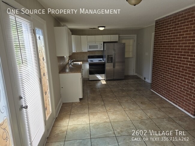 Photo - 2602 Village Trail NW