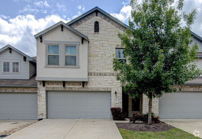 Building Photo - Meticulously cared for 3/2.5 home in Arbor...