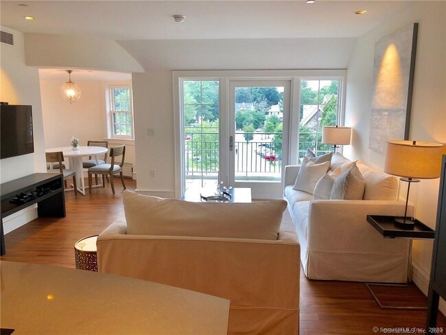 Photo - 5 Church Ln Unit 410