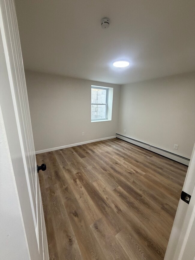 Photo - 258 Claywood Dr