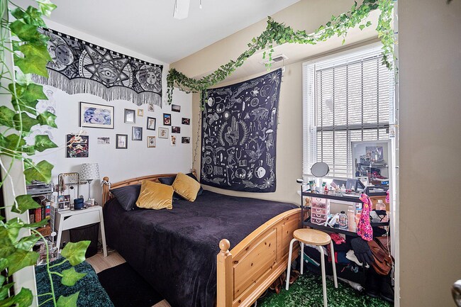 Photo - 1610 N Willington Unit A