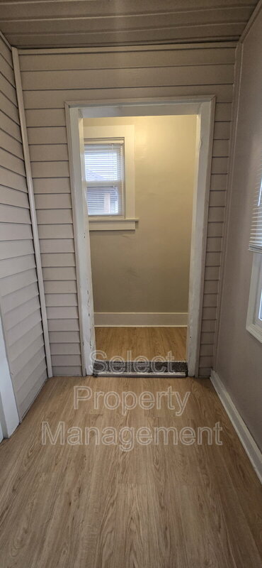 Photo - 611 1/2 Prospect Ave