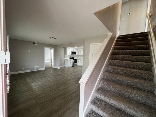 Photo - Gorgeous all renovated Home in Groves, TX!...