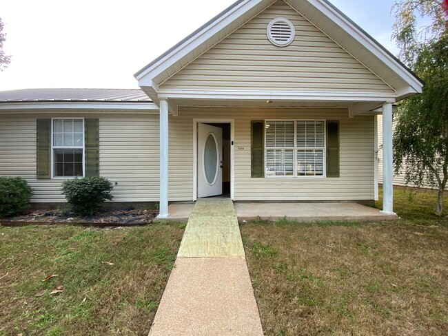 3BR/2BA Home - 3BR/2BA Home