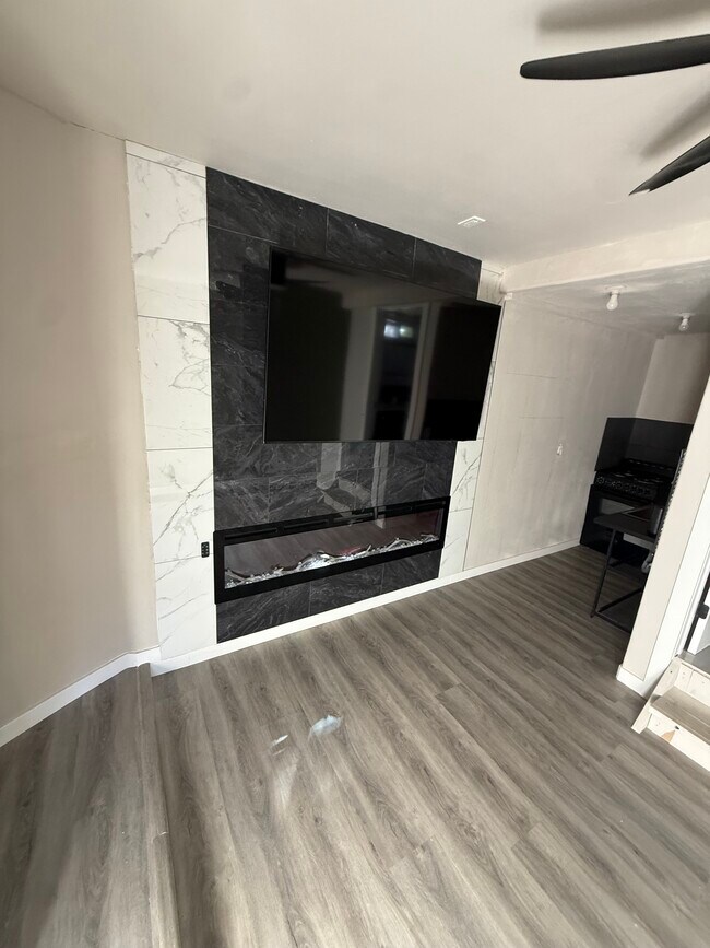 Photo - 311 Verllonia St