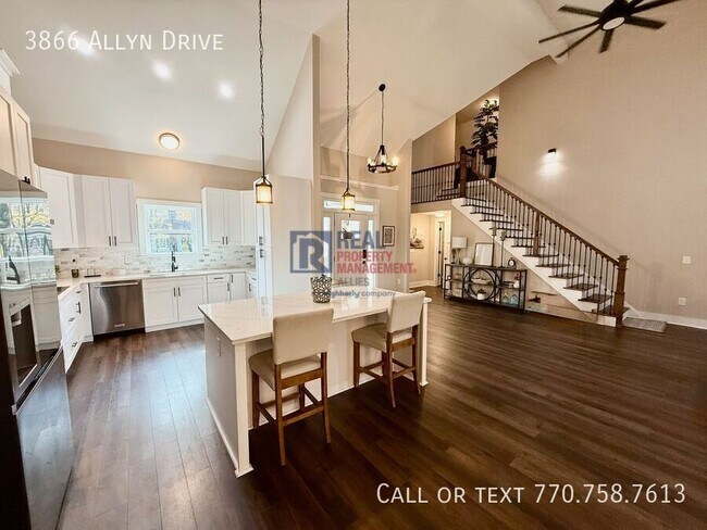 3866 Allyn Dr NW