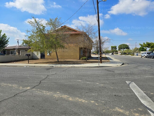 Photo - 730 S Haley St Unit C