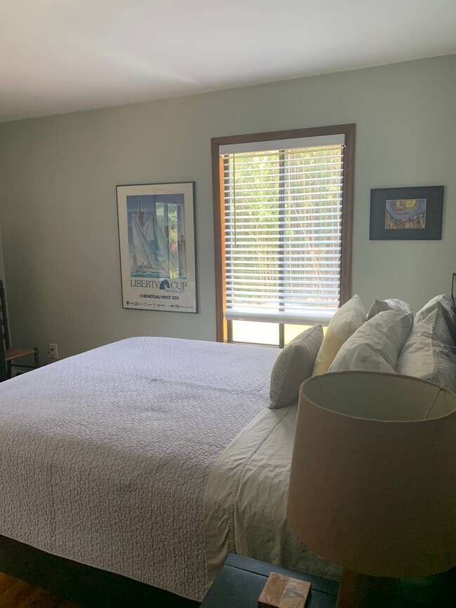 Photo - 24 Worthy Way