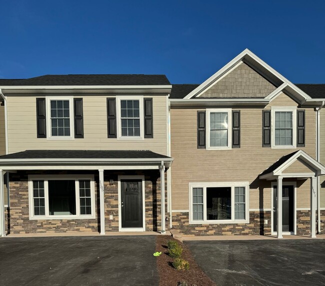 *LIKE NEW!* 3BR/2.5BA Townhouse in Crescen... - *LIKE NEW!* 3BR/2.5BA Townhouse in Crescen...